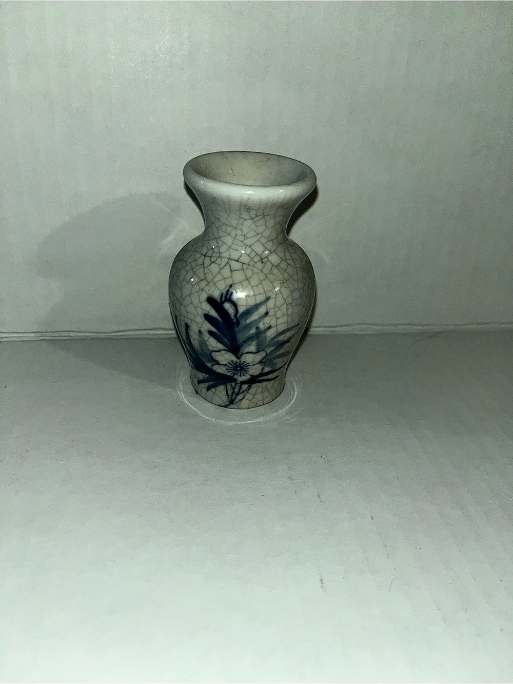 Ceramic Floral Crackle Glaze Vase White & Blue